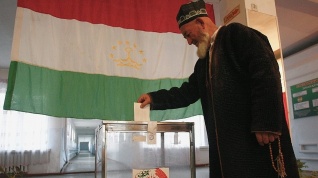 Шесть из восьми политпартий Таджикистана ни разу не обжаловали ход предвыборного процесса