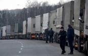 РФ и Украина договорились о возобновлении грузовых автоперевозок с 25 февраля