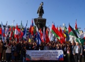 Молодые соотечественники из 70 стран возложили цветы к памятникам совместной российско-болгарской истории