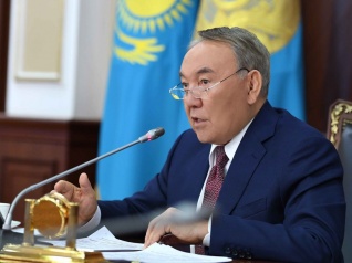 Нурсултан Назарбаев: «Всем членам ЕАЭС надо подтянуться до общего уровня»