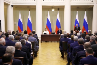 В Таврическом дворце прошла встреча Владимира Путина с членами Совета законодателей Российской Федерации