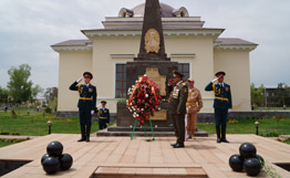 Юбилей образования русского военного гарнизона отмечается в российской военной базе в Армении