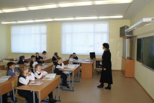 Почти 20 тысяч детей из Донбасса пойдут в российские школы
