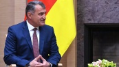 Президент Южной Осетии заявил, что республика должна быть в составе России
