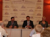 Посол России встретился с российскими соотечественниками в Латвии