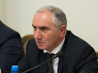 Первый вице-спикер парламента Южной Осетии поздравил абхазских коллег с Днем Конституции