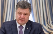 Порошенко проинформировал Керри об организации гуманитарной миссии для жителей Луганска