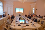 Участники акции «Эстафеты Памяти» встретились в Таврическом дворце