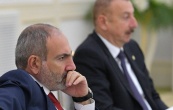 Алиев и Пашинян поручили главам МИД начать подготовку к мирным переговорам