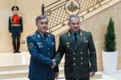 Сергей Шойгу обсудил сотрудничество с министром обороны Казахстана