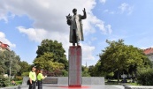 Жители Праги вышли на митинг в защиту памятника маршалу Коневу