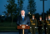 Александр  Лукашенко предостерегает от попыток переписать историю Великой Отечественной войны 