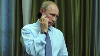 Путин обсудил с Порошенко шаги по прекращению кровопролития на Украине