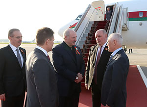 Президент Беларуси прибыл с рабочим визитом в Москву 