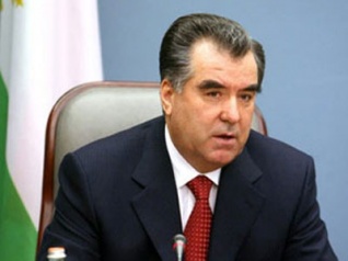 Эмомали Рахмон отбывает в Москву на заседание Совета коллективной безопасности ОДКБ