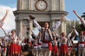 Молдова празднует Национальный день языка – Лимба Ноастрэ