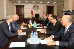 Подписано Соглашение между Абхазией и Южной Осетией о взаимных безвизовых поездках граждан