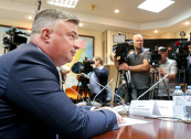 Артем Кавинов: «Некоторые истории жителей постсоветского пространства с оформлением российских документов требуют особого участия»