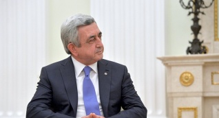 Серж Саргсян отметил роль России в урегулировании кризиса в Карабахе