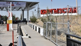 Россия распространила на Киргизию правила перевозок с Украины в Казахстан